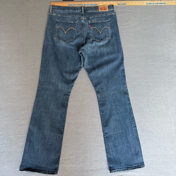 Levi’s Strauss Classic Boot Stretch Women's Blue Jeans size 14 length 30.5 - Picture 2 of 12